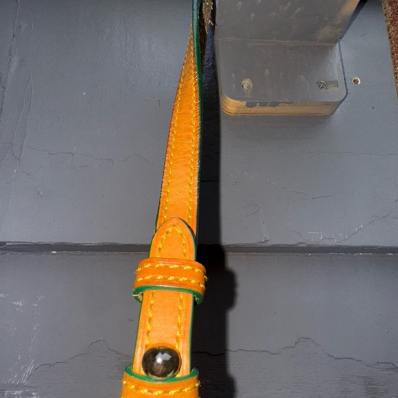 Dooney & Bourke Leisure Large Shopper Tote Pink White Flowers Leather - Picture 3 of 11